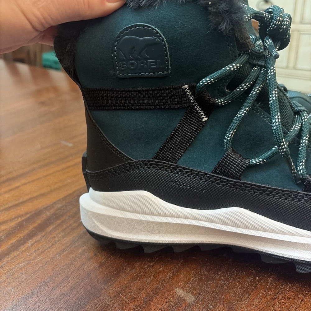 SOREL Ona RMX Glacy Women Size 9.5 Waterproof Boots Snow Green NL5050-301 New - Picture 2 of 10
